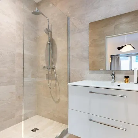 X#prestige#arcdetriomphe#champselysees#2bedrooms#ac