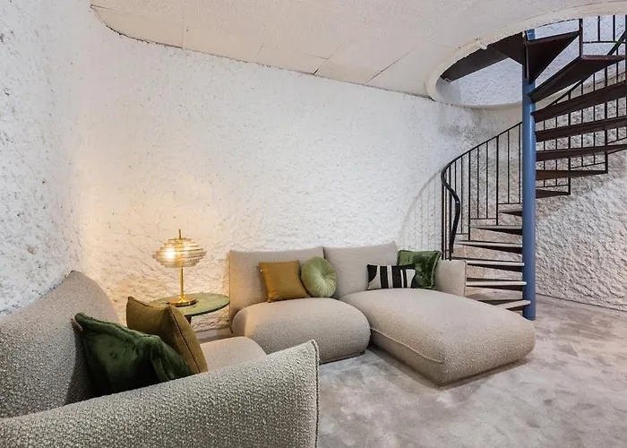 X#prestige#arcdetriomphe#champselysees#2bedrooms#ac 아파트 *
