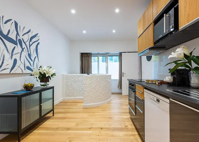 아파트 X#prestige#arcdetriomphe#champselysees#2bedrooms#ac *