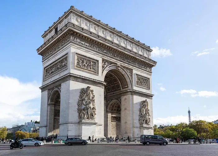 X#prestige#arcdetriomphe#champselysees#2bedrooms#ac 아파트 파리