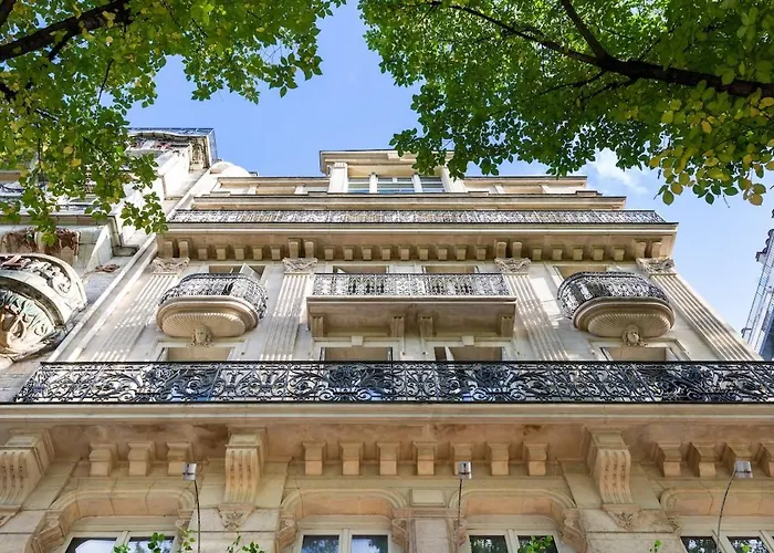 X#prestige#arcdetriomphe#champselysees#2bedrooms#ac 아파트 파리